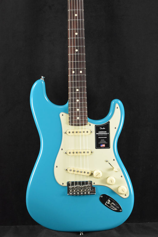 Fender American Professional II Stratocaster Miami Blue Rosewood Fingerboard