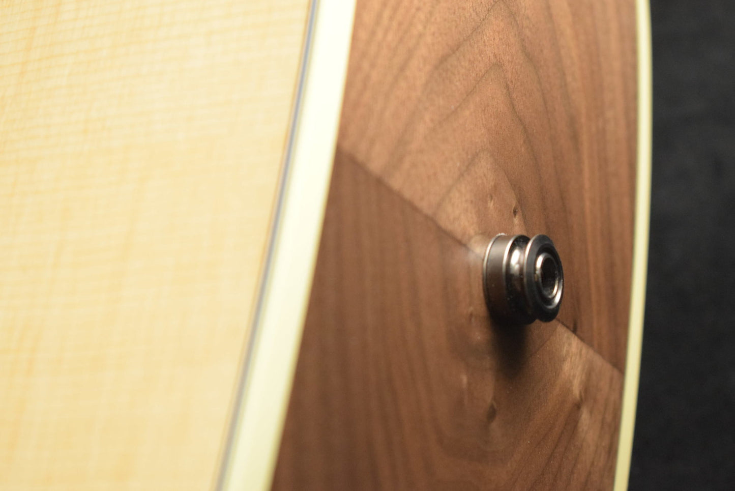 Gibson J-45 Studio Walnut Satin Natural