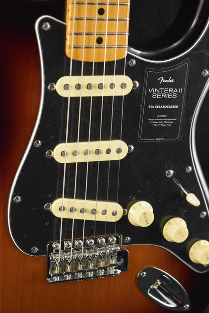 Fender Vintera II '70s Stratocaster 3-Color Sunburst Maple Fingerboard