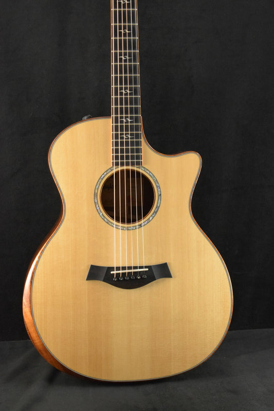 Taylor Custom Grand Auditorium Catch #11391 Cocobolo/Premium Adirondack