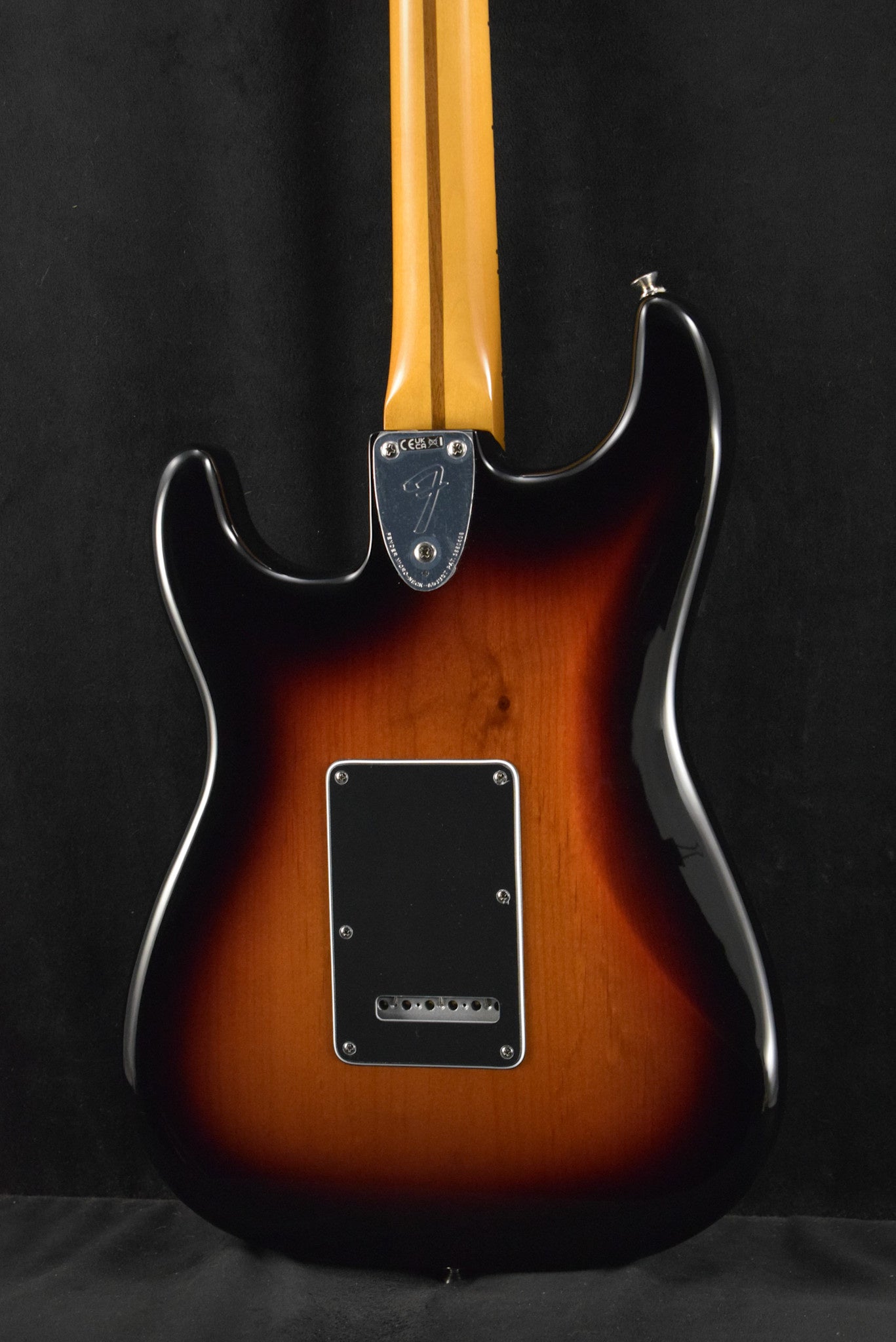 Fender Vintera II '70s Stratocaster 3-Color Sunburst Maple Fingerboard