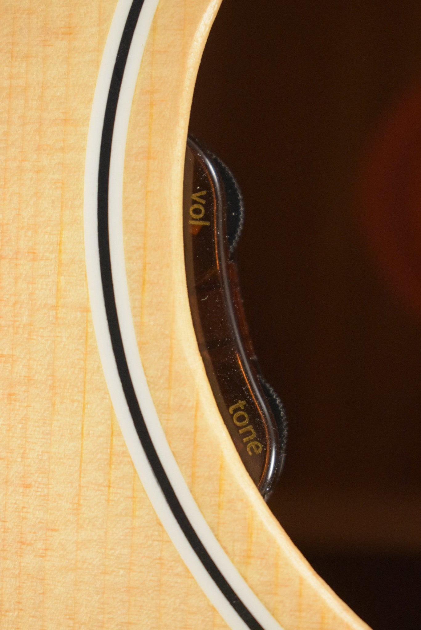 Gibson J-35 30s LR Baggs VTC Faded Natural