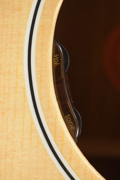 Gibson J-35 30s LR Baggs VTC Faded Natural