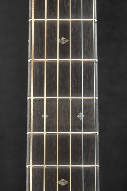 Martin Custom Shop D-28 Authentic 1937 Stage 1 Aging Ambertone