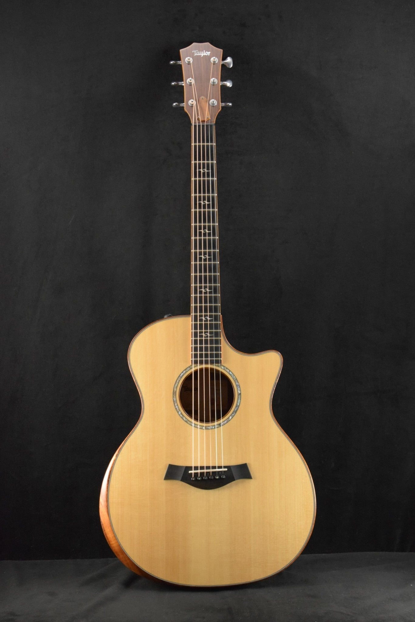 Taylor Custom Grand Auditorium Catch #11391 Cocobolo/Premium Adirondack