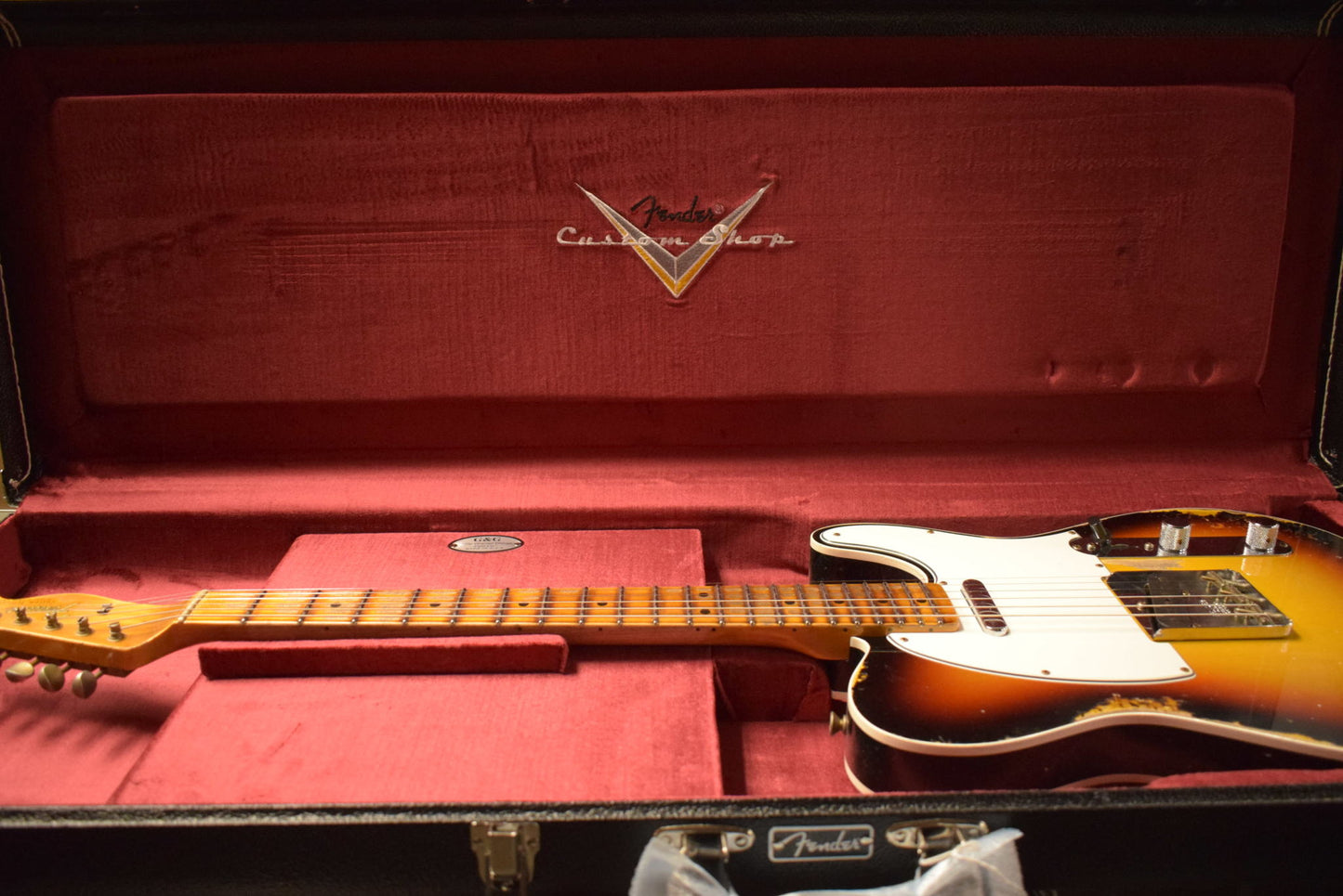 Fender Custom Shop '65 Tele Custom Heavy Relic - Faded 3 Color Sunburst