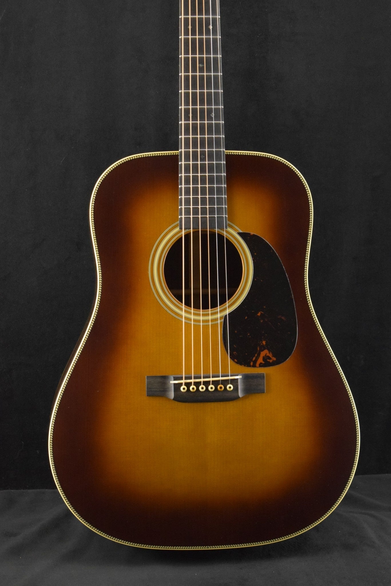 Martin Custom Shop D-28 Authentic 1937 Stage 1 Aging Ambertone