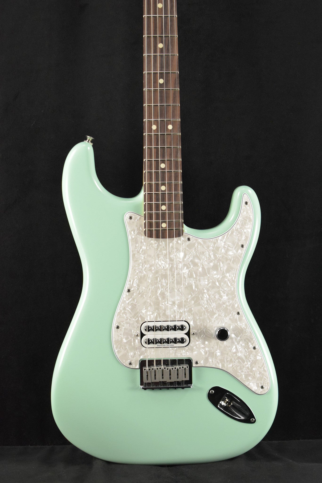 Fender Limited Edition Tom DeLonge Stratocaster Surf Green Rosewood Fingerboard