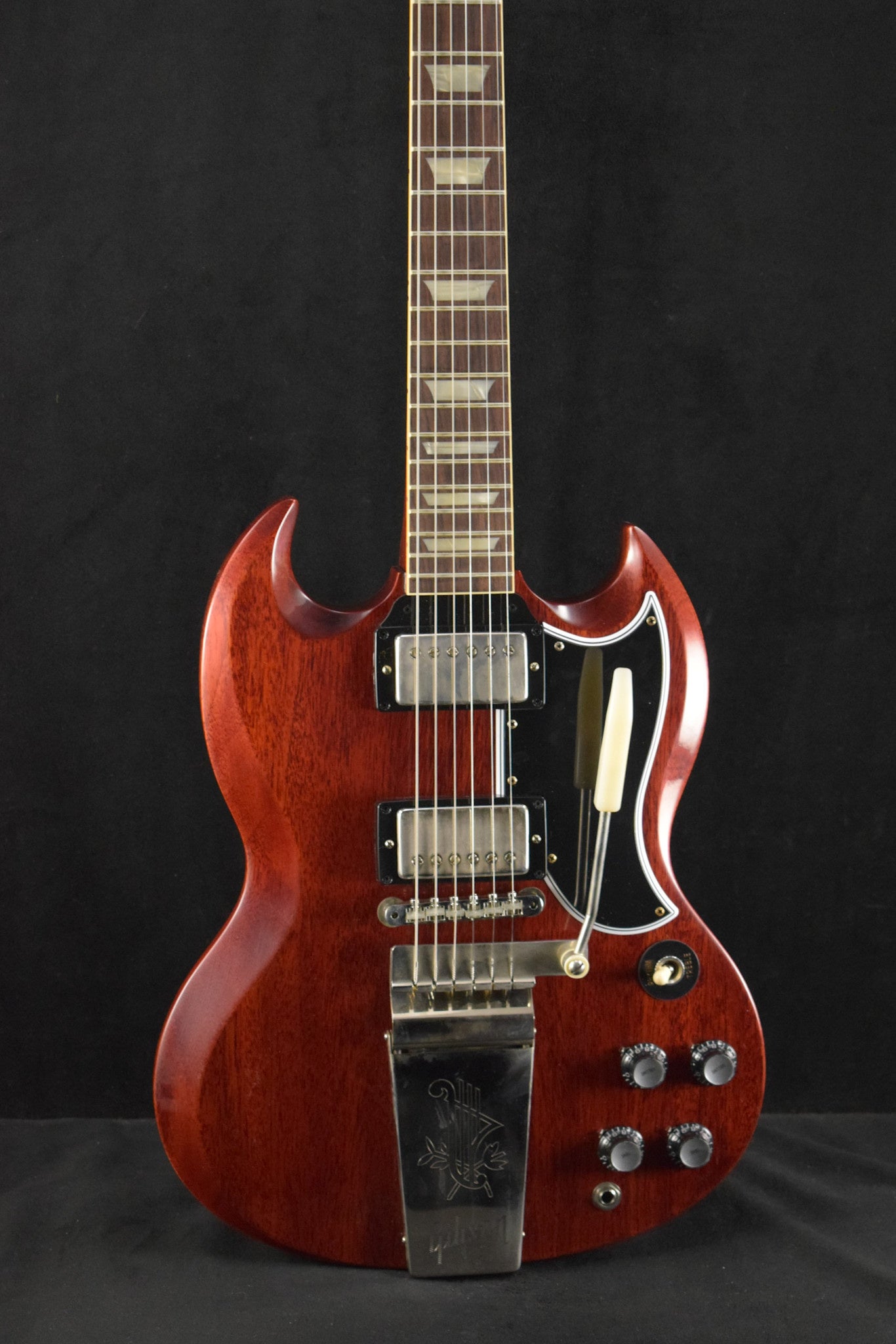 Gibson Custom Shop 1964 SG Standard Reissue With Maestro Vibrola VOS Cherry Red
