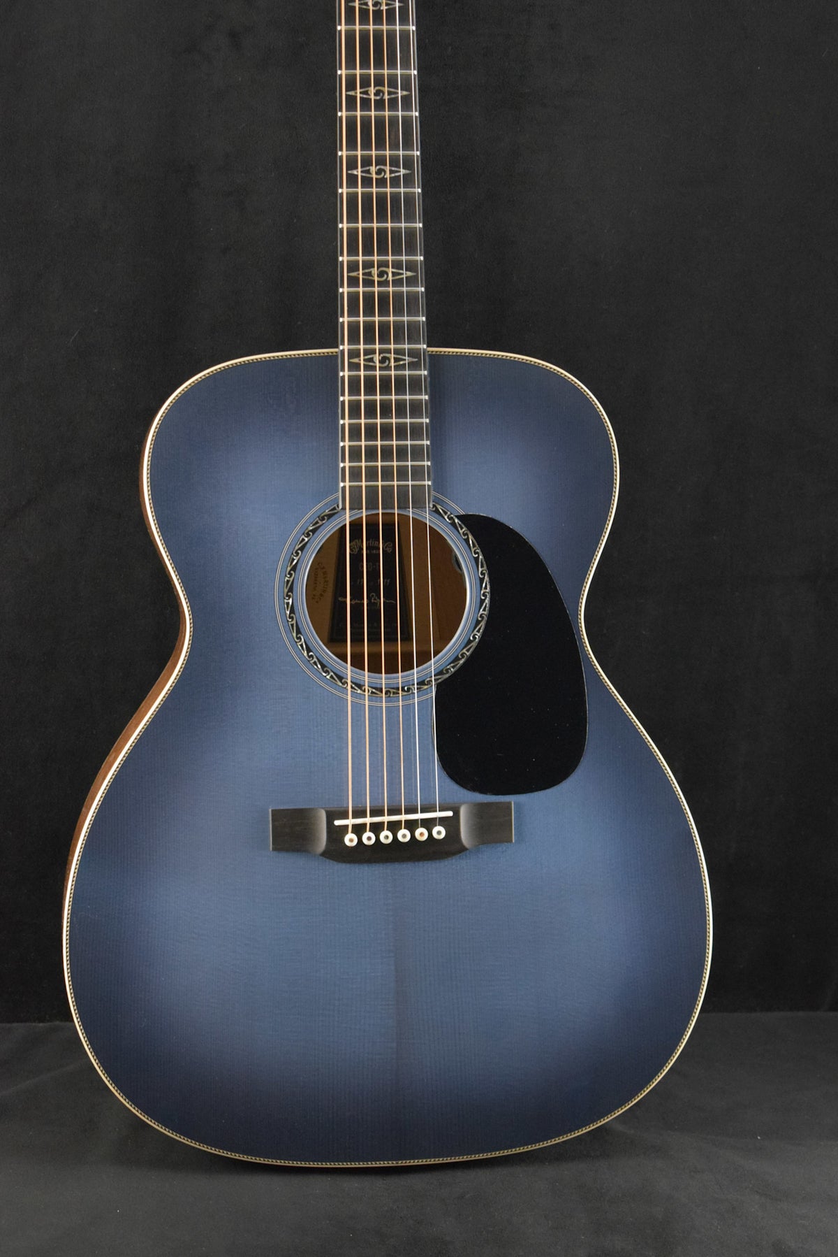Martin CEO-11 Grand Auditorium New Horizons Blue Burst Top #111