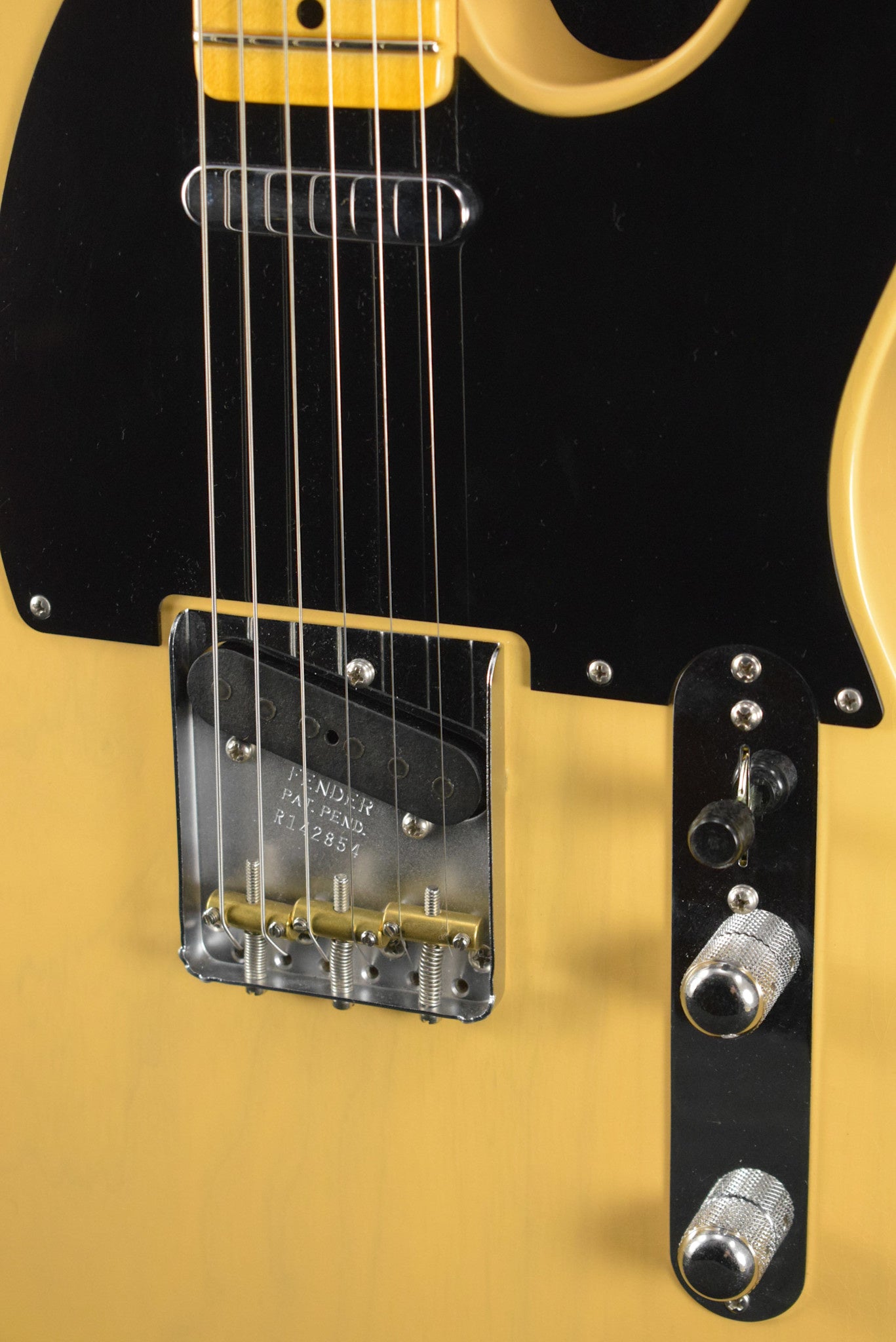 Fender 1954 Telecaster DLX Closet Classic Faded Nocaster Blonde 1-Piece Rift Sawn Maple Neck Fingerboard