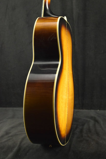 Gibson Murphy Lab 1957 SJ-200 Vintage Sunburst Light Aged