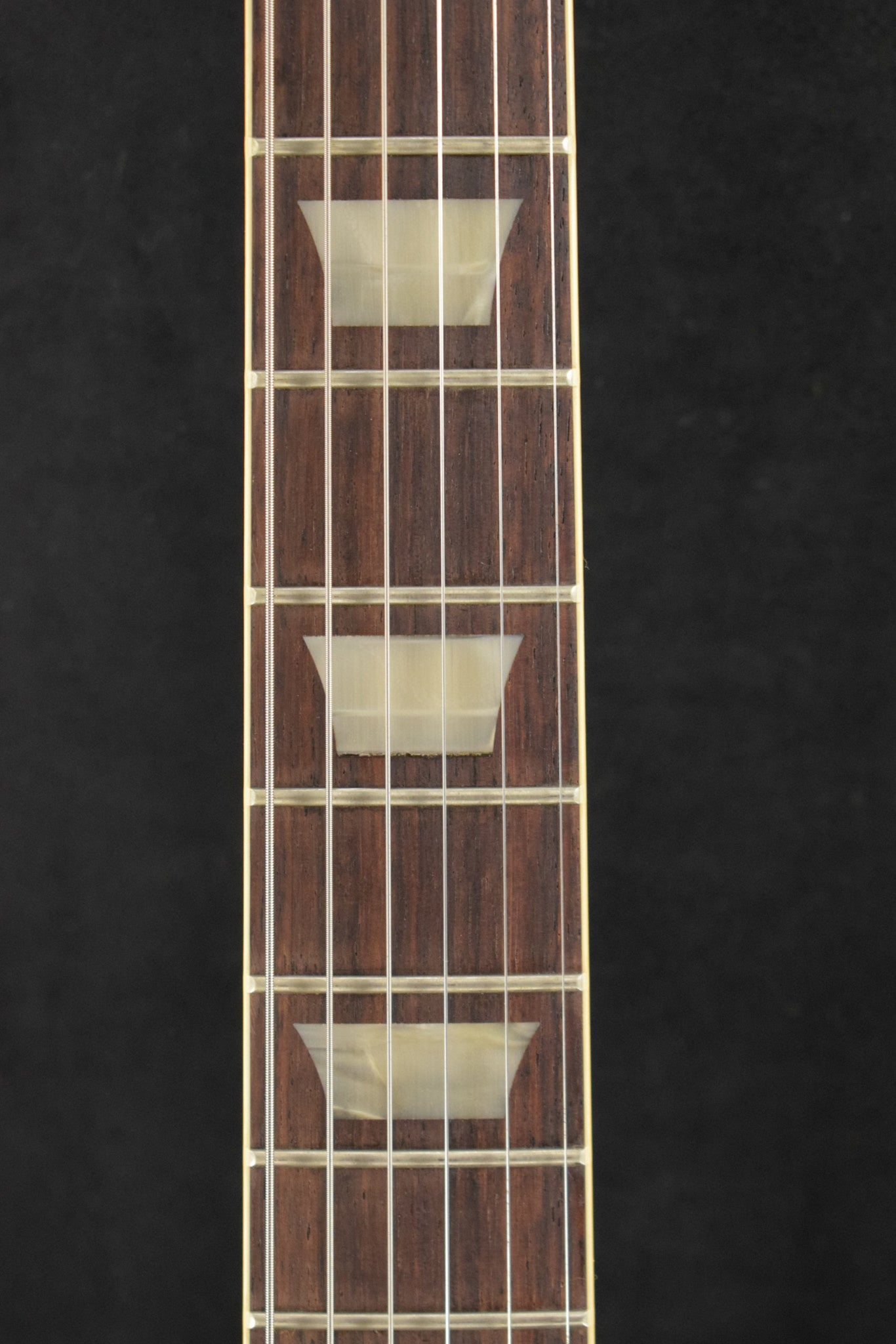 Gibson Custom Shop 1964 SG Standard Reissue With Maestro Vibrola VOS Cherry Red