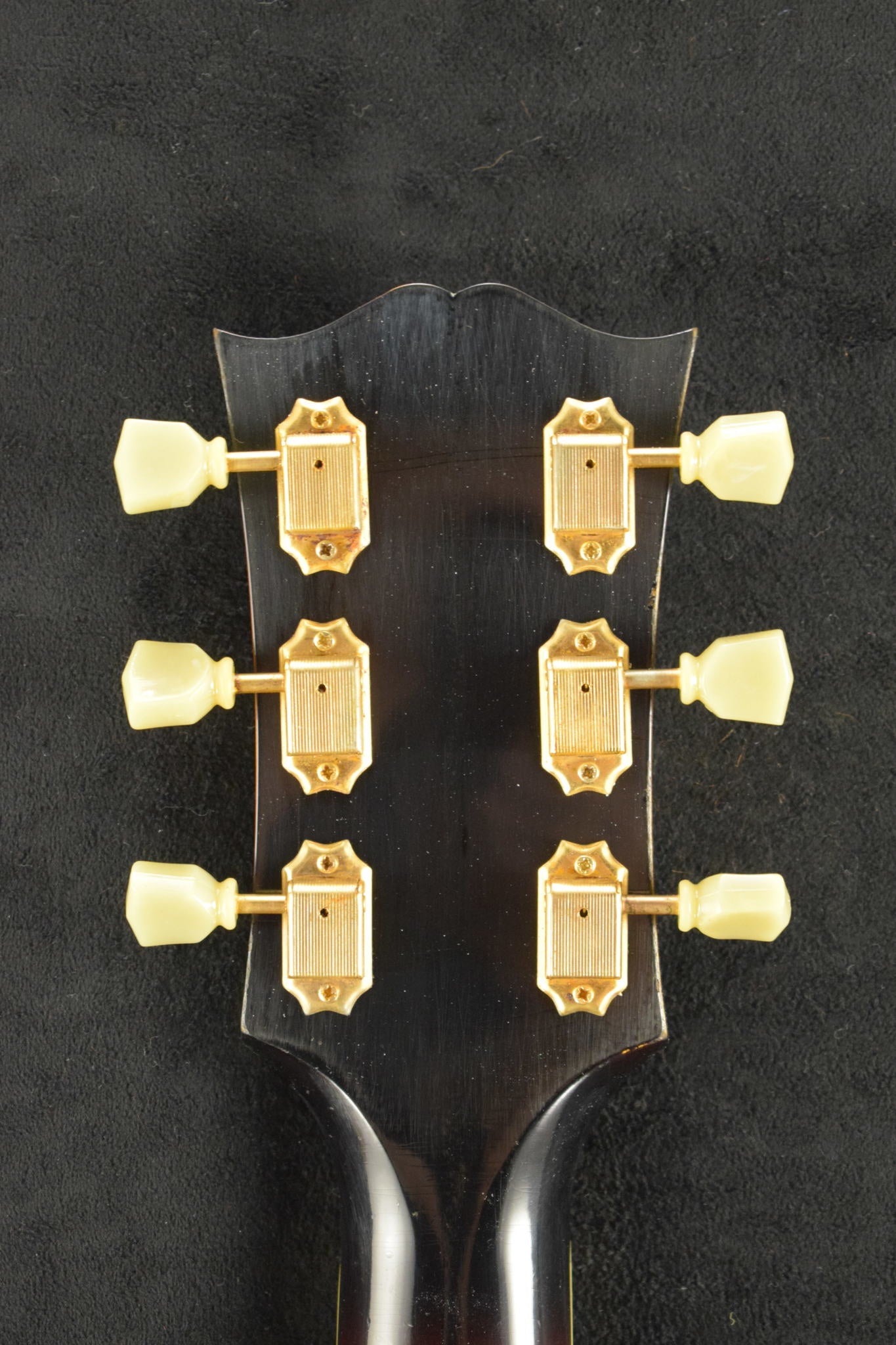 Gibson Murphy Lab 1957 SJ-200 Vintage Sunburst Light Aged