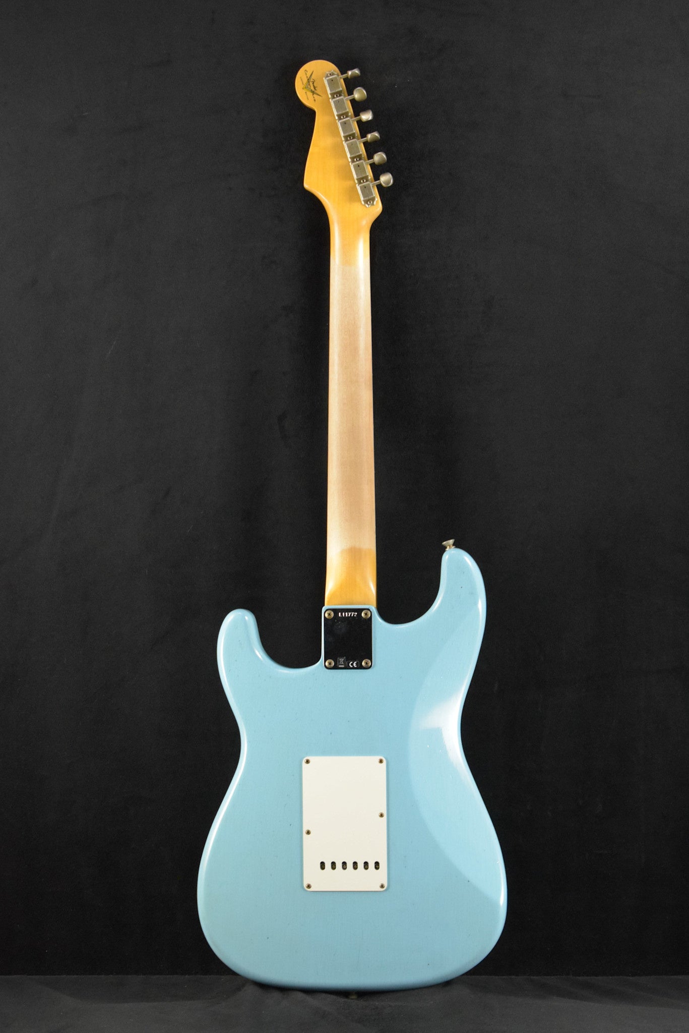 Fender Limited Edition Fat '64 Stratocaster Journeyman Relic Aged Daphne Blue 3A Rosewood Fingerboard