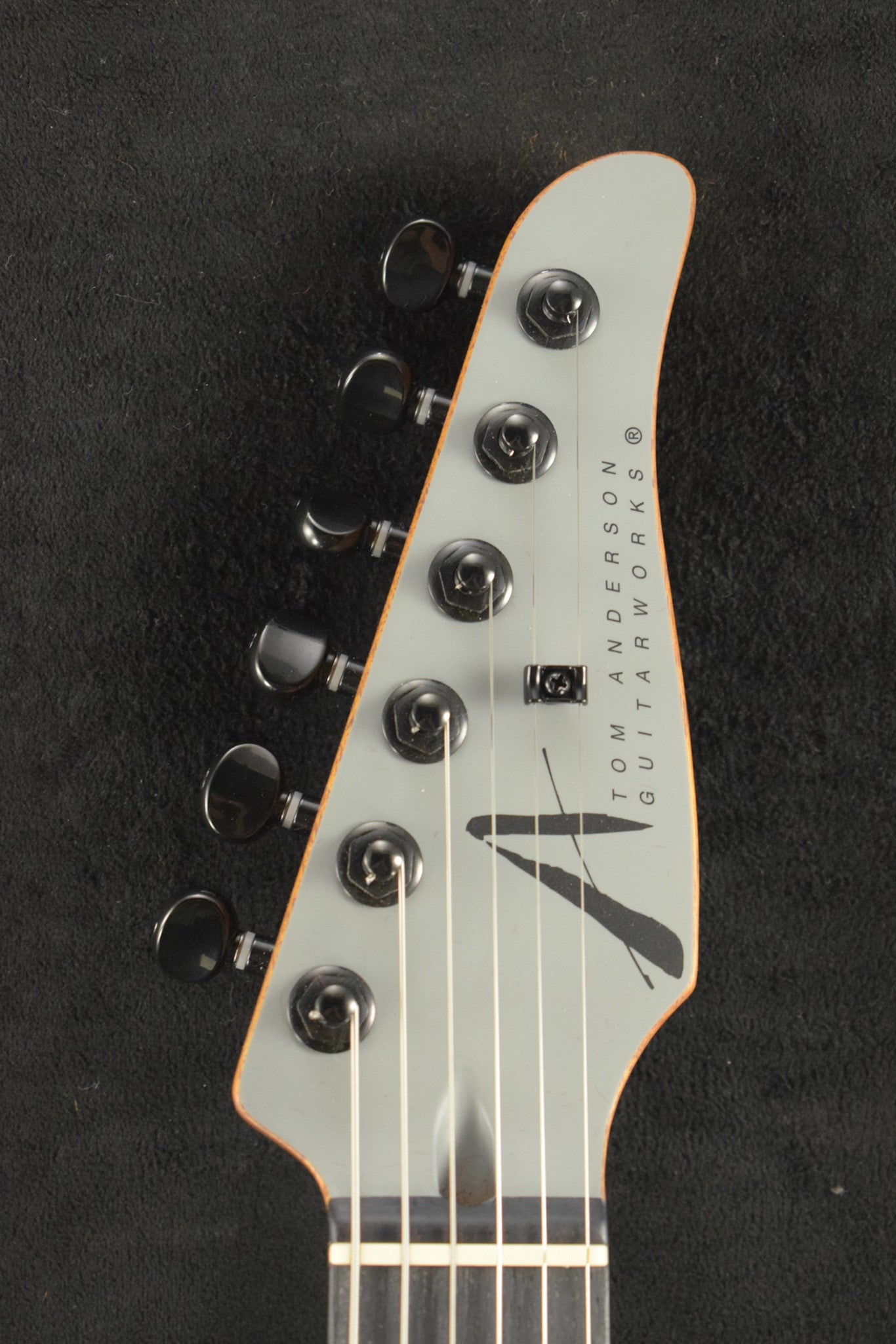 Tom Anderson Raven Superbird Satin Organic Grain Super Sonic Gray with Black