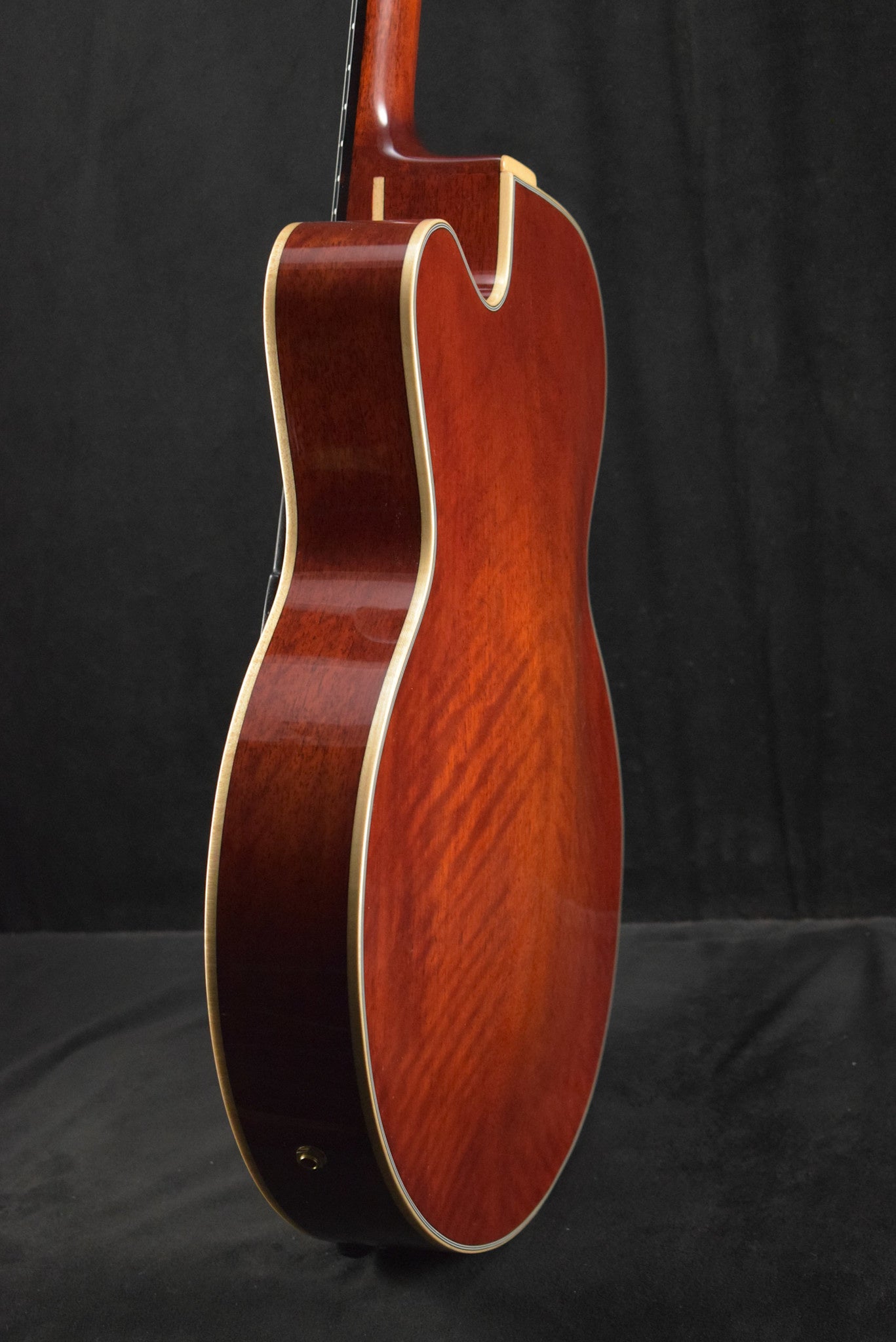 Eastman AR680CE John Pisano Signature Archtop Classic Truetone Gloss