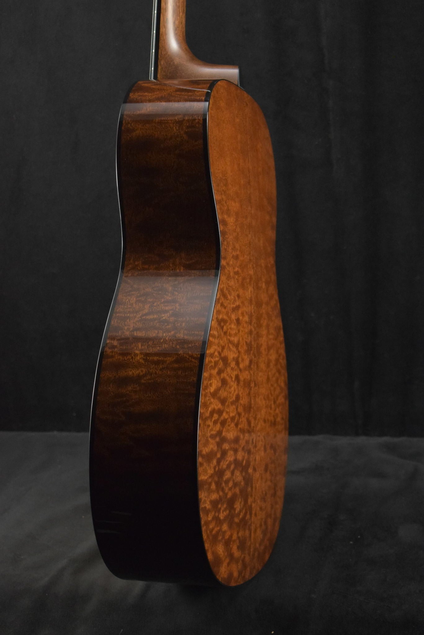 Martin Custom Shop OM Orchestra Model Sitka Spruce VTS Quilted Pommele Sapele Natural