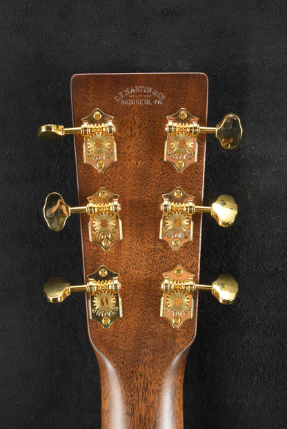 Martin Custom Shop OM Orchestra Model Sitka Spruce VTS Quilted Pommele Sapele Natural