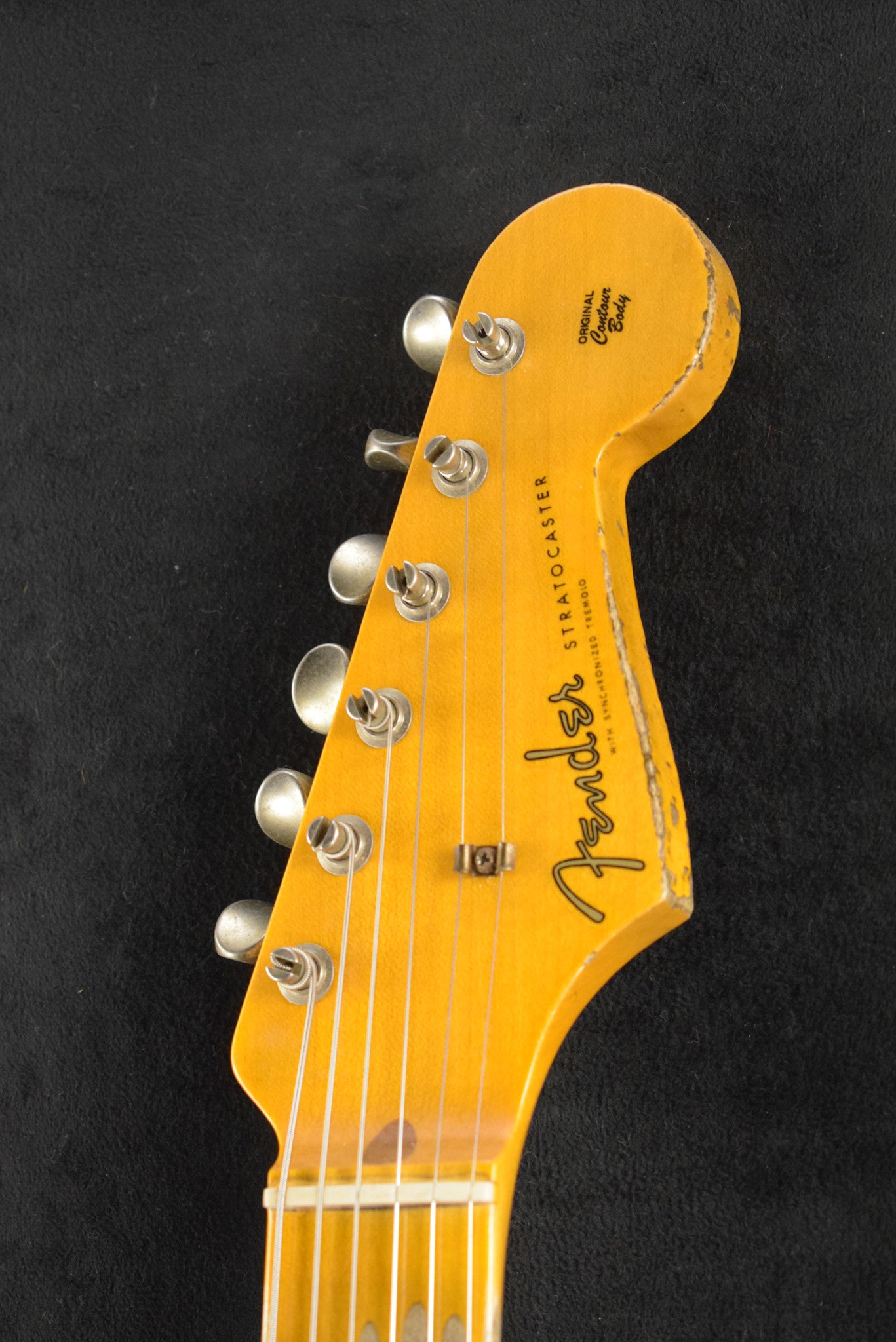 Fender 1957 Stratocaster Heavy Relic Aged Fiesta Red w/1-Piece Rift Sawn Maple Neck Fingerboard