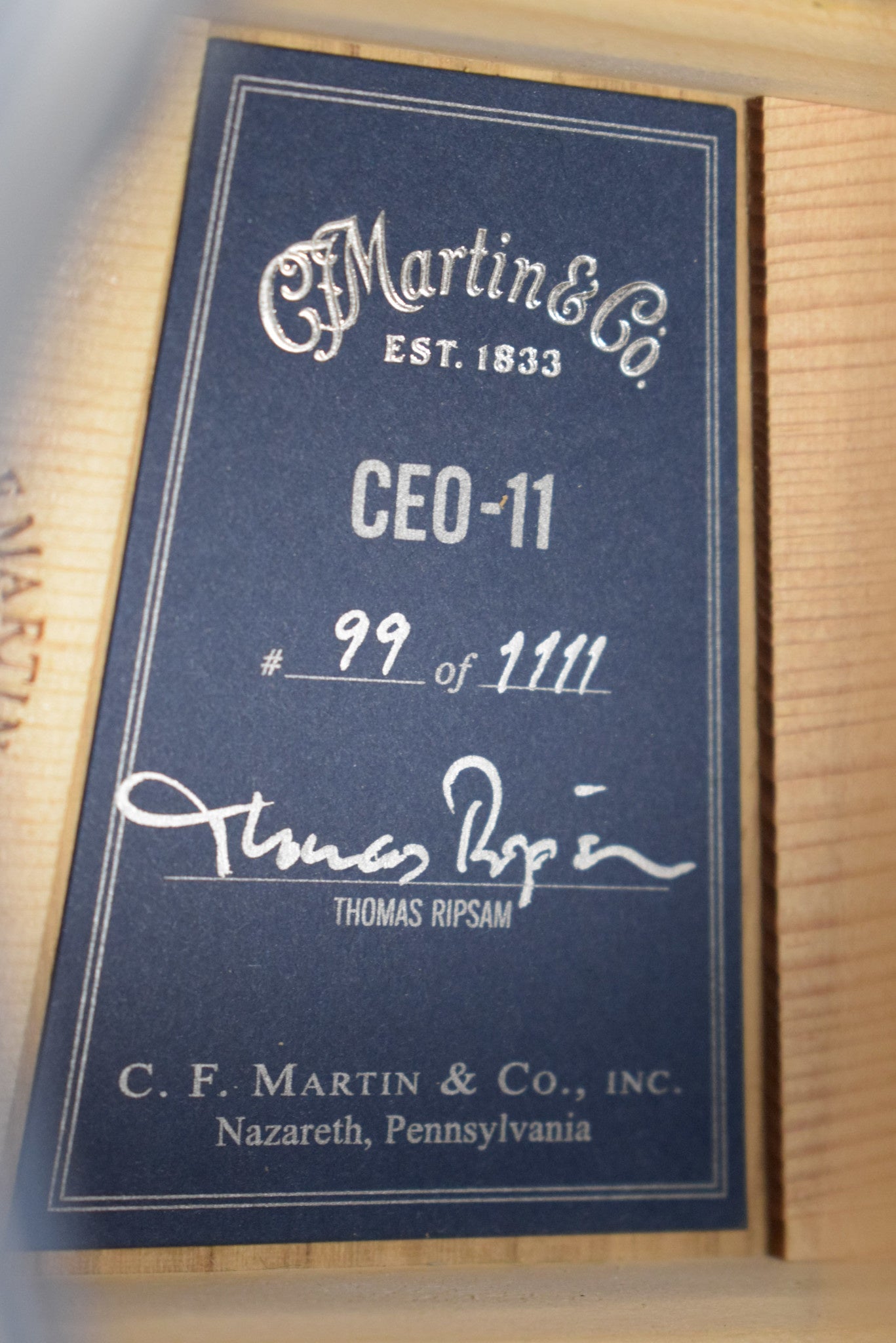 Martin CEO-11 Grand Auditorium New Horizons Blue Burst Top #99