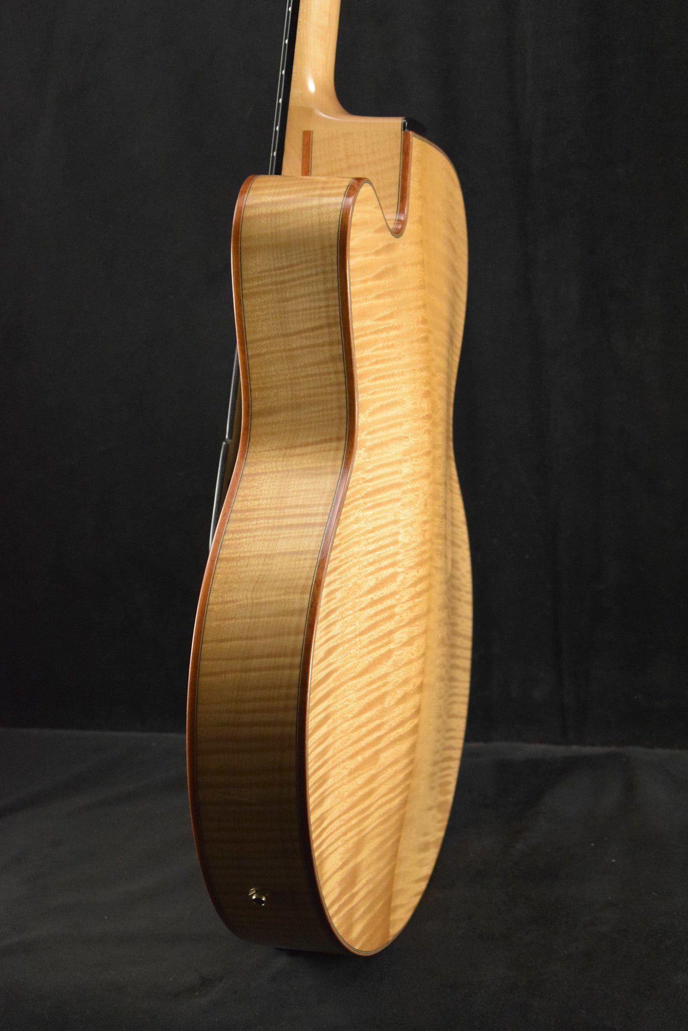 Eastman AR880CE-BD John Pisano Signature Archtop Blonde Truetone Gloss