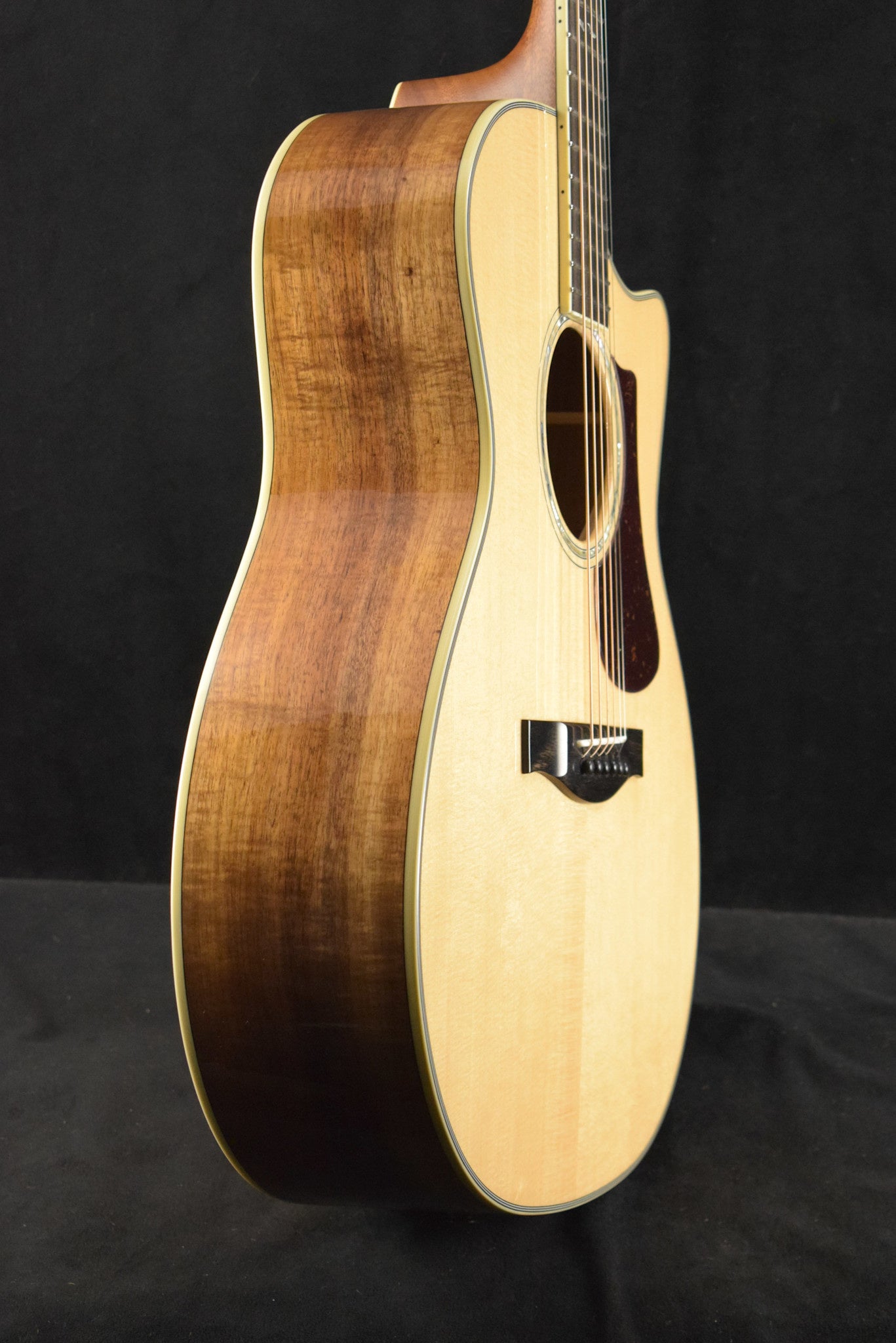 Eastman AC422CE-LTD-KOA Acoustic-Electric Grand Auditorium Natural Truetone Gloss