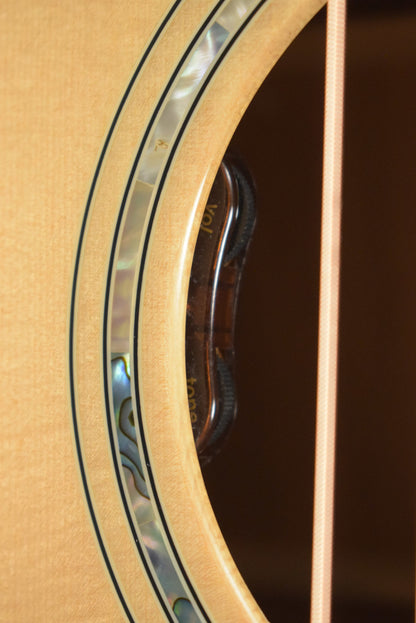 Eastman AC422CE-LTD-KOA Acoustic-Electric Grand Auditorium Natural Truetone Gloss