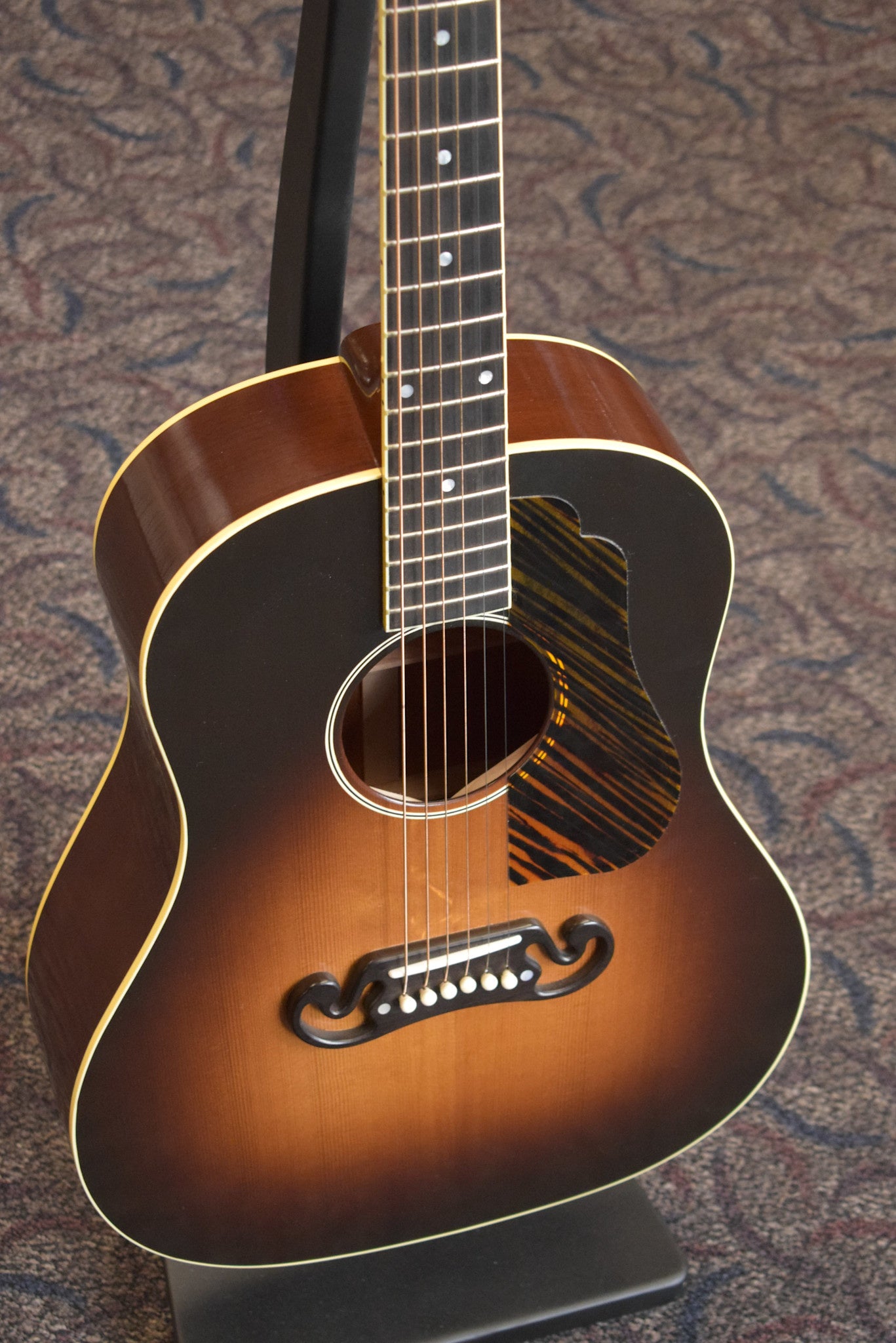 Gibson Custom Shop 1939 J-55 Faded Vintage Sunburst