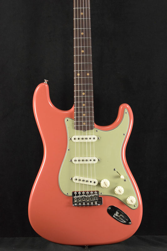 Fender Vintage Custom 1959 Stratocaster NOS Fiesta Red 3A Rosewood Fingerboard
