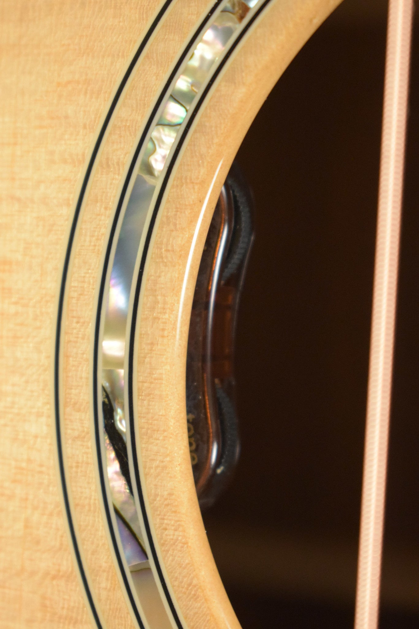 Eastman AC422CE-LTD-KOA Acoustic-Electric Grand Auditorium Natural Truetone Gloss