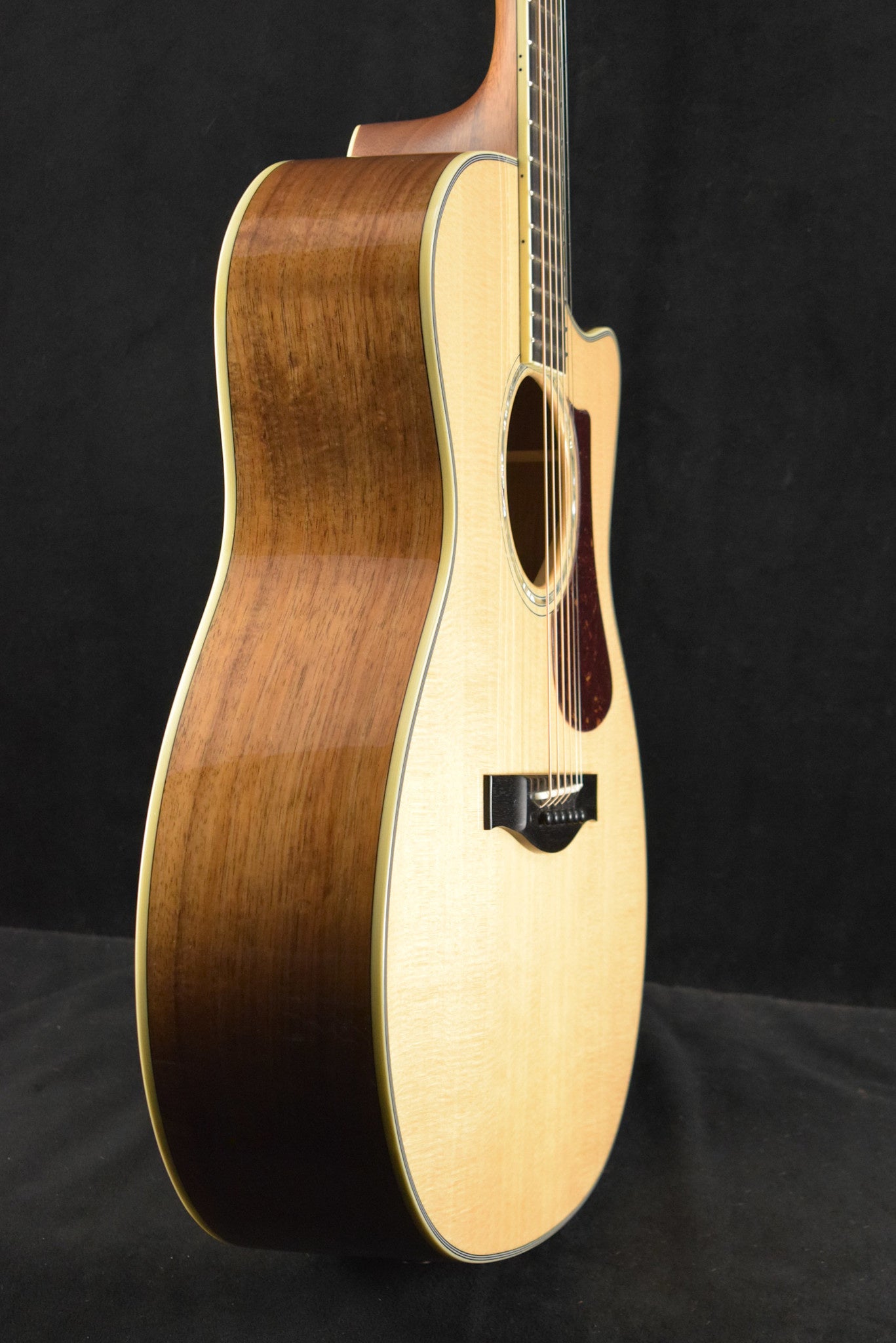 Eastman AC422CE-LTD-KOA Acoustic-Electric Grand Auditorium Natural Truetone Gloss