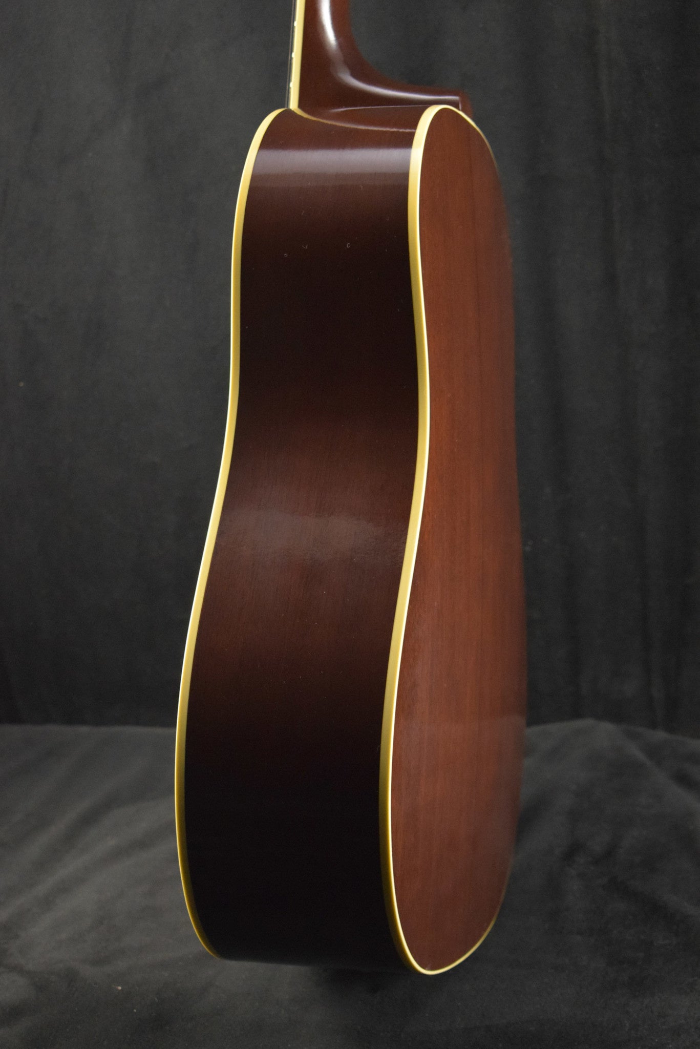 Gibson Custom Shop 1939 J-55 Faded Vintage Sunburst