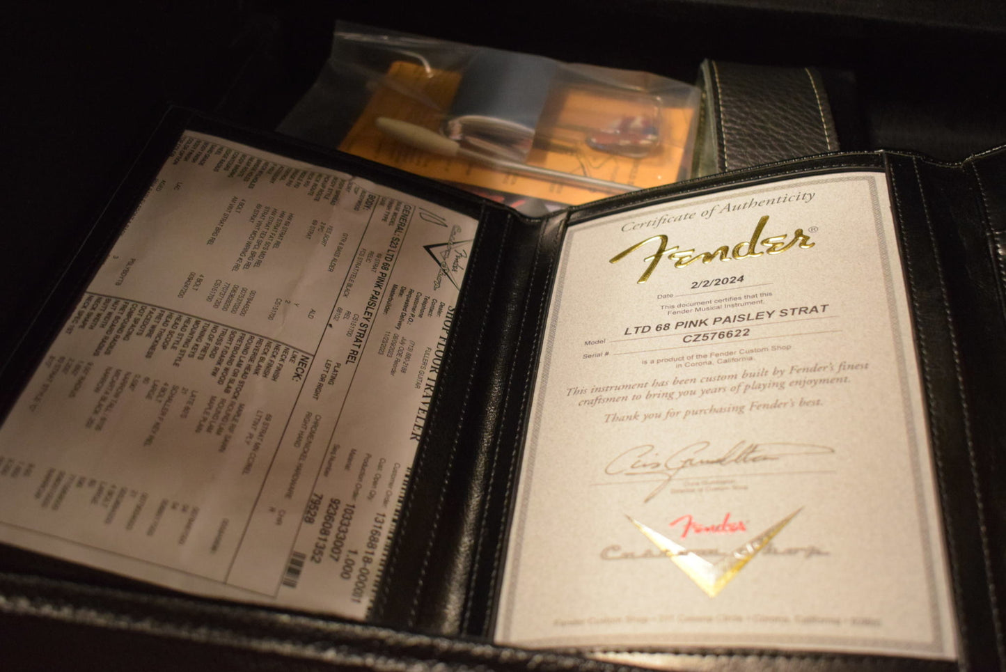 Fender Custom Shop Limited Edition '68 Paisley Strat Relic - Pink Paisley