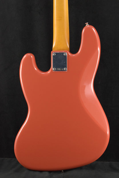 Fender Vintera II '60s Jazz Bass Fiesta Red Rosewood Fingerboard