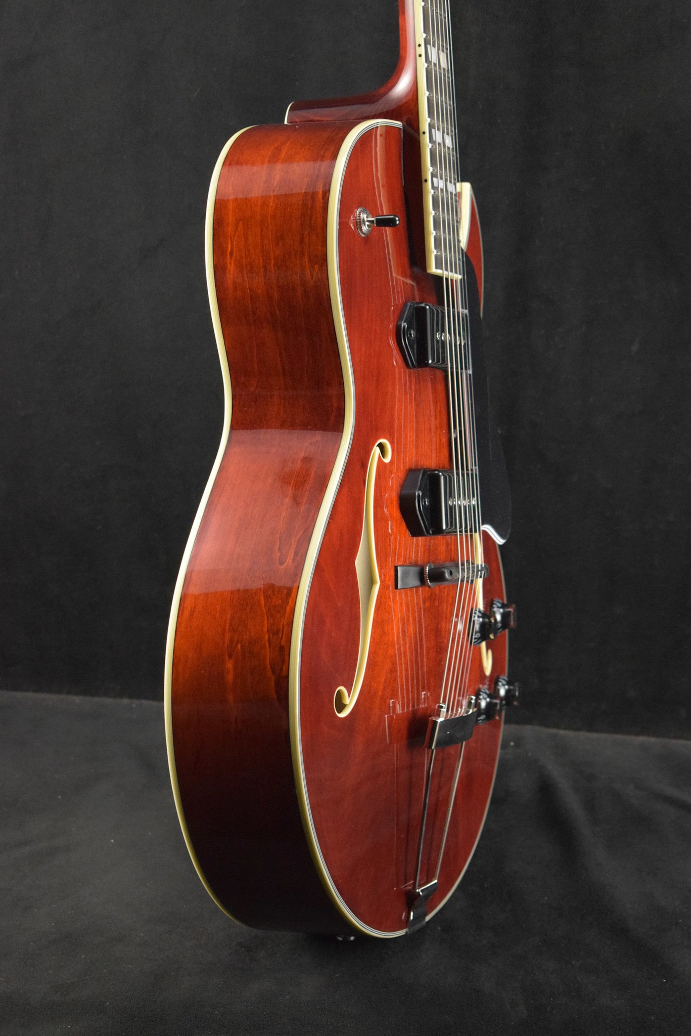 Eastman AR372CE-P90 Tonerider Dogear P-90 Pickups Archtop Classic Truetone Gloss