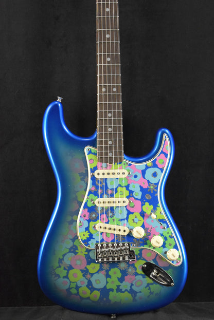 Fender Limited Edition '68 Stratocaster Journeyman Relic with Closet Classic Hardware Blue Flower