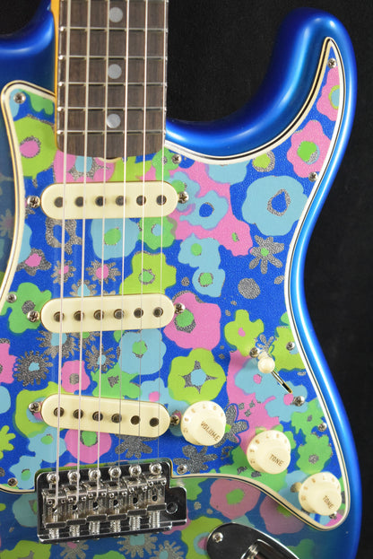 Fender Limited Edition '68 Stratocaster Journeyman Relic with Closet Classic Hardware Blue Flower