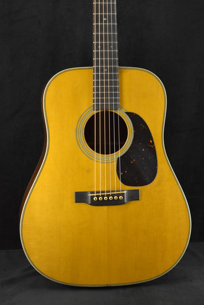Martin D-28 Authentic 1937 Aged Natural