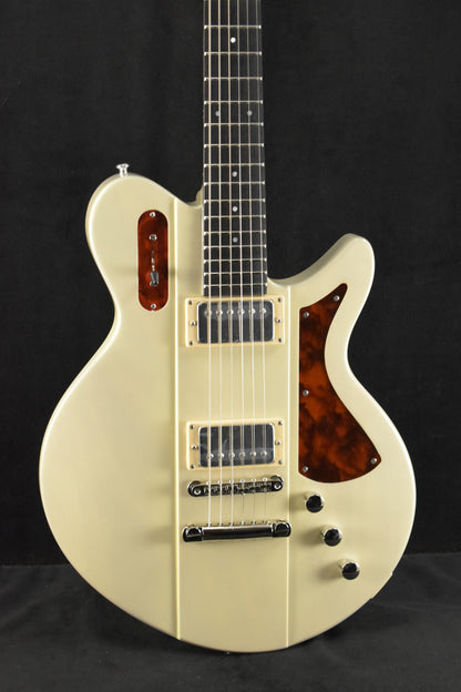 Eastman Juliet-PB Pomona Blonde Truetone Gloss