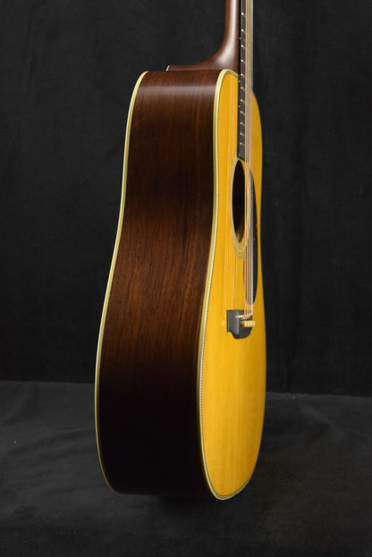 Martin D-28 Authentic 1937 Aged Natural