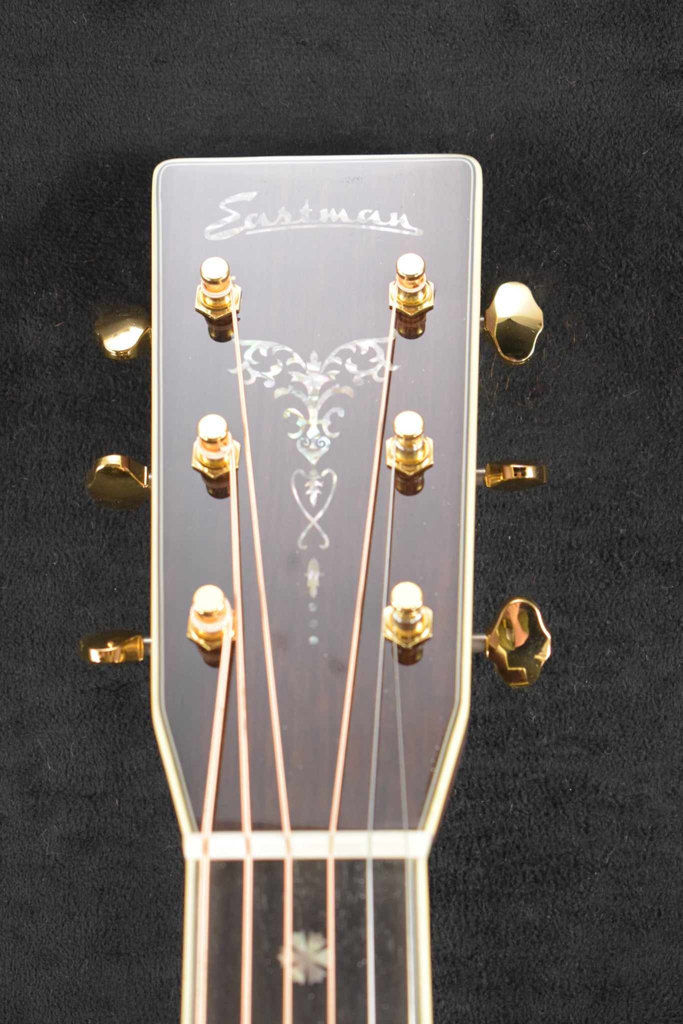 Eastman E40D-TC-SB Dreadnought Thermo-Cured Sunburst Truetone Gloss