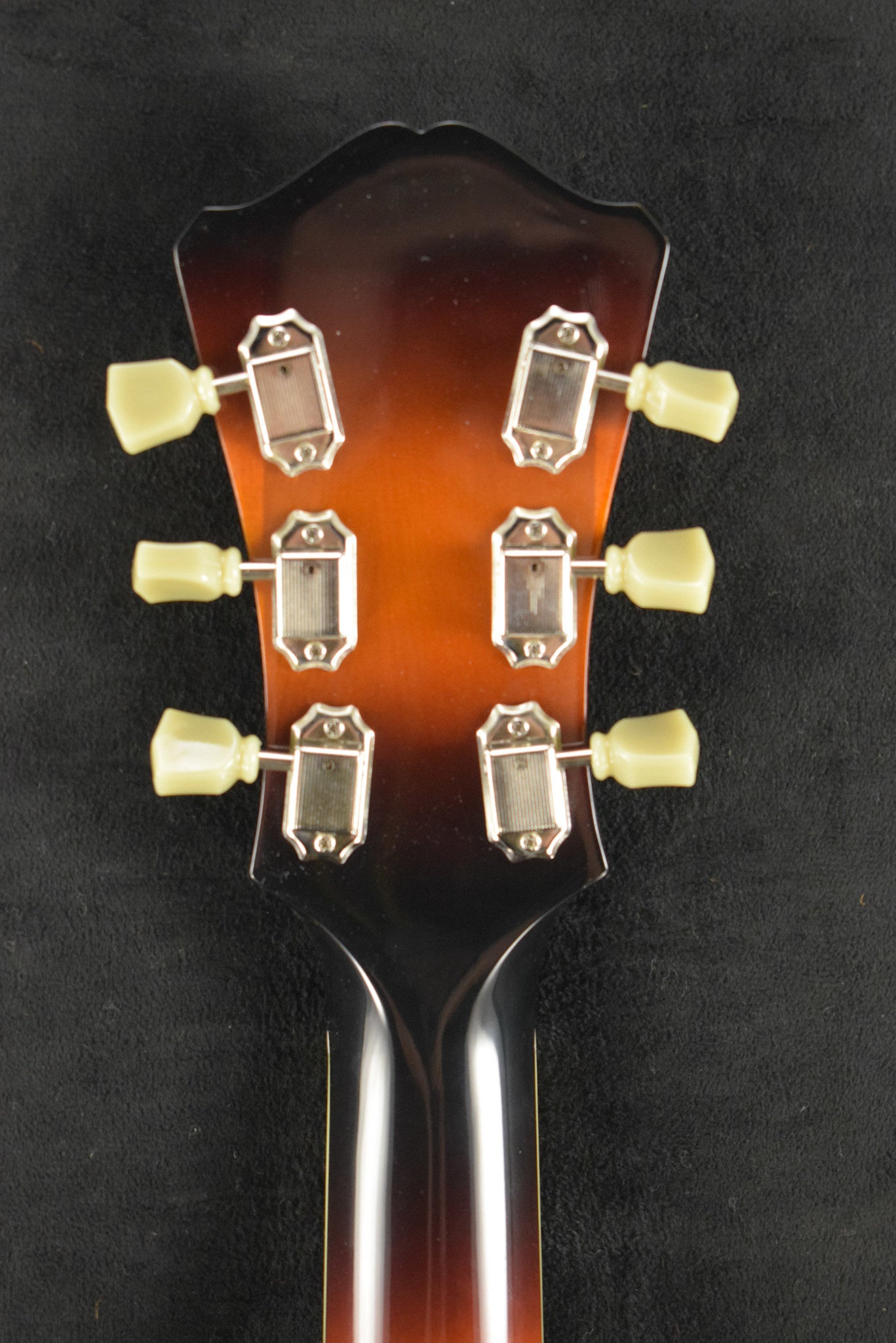 Eastman AR372CE-SB Kent Armstrong HPAG-1 Pickups Archtop Sunburst Truetone Gloss