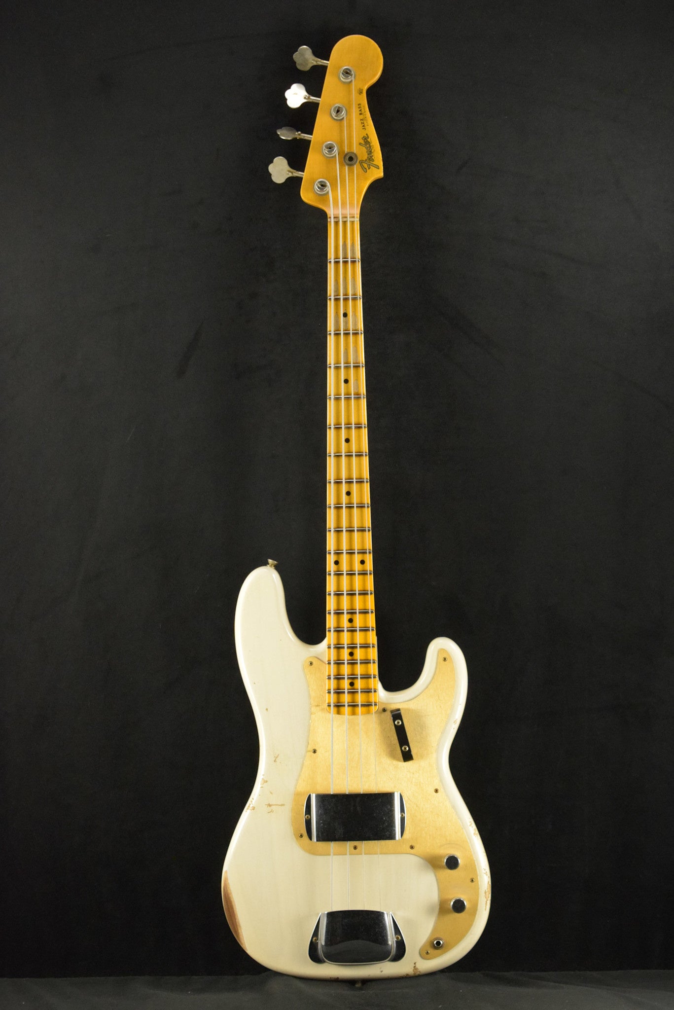 Fender Limited Edition P-Jazz Bass Relic Aged White Blonde 1-Piece Quartersawn Maple Neck Fingerboard
