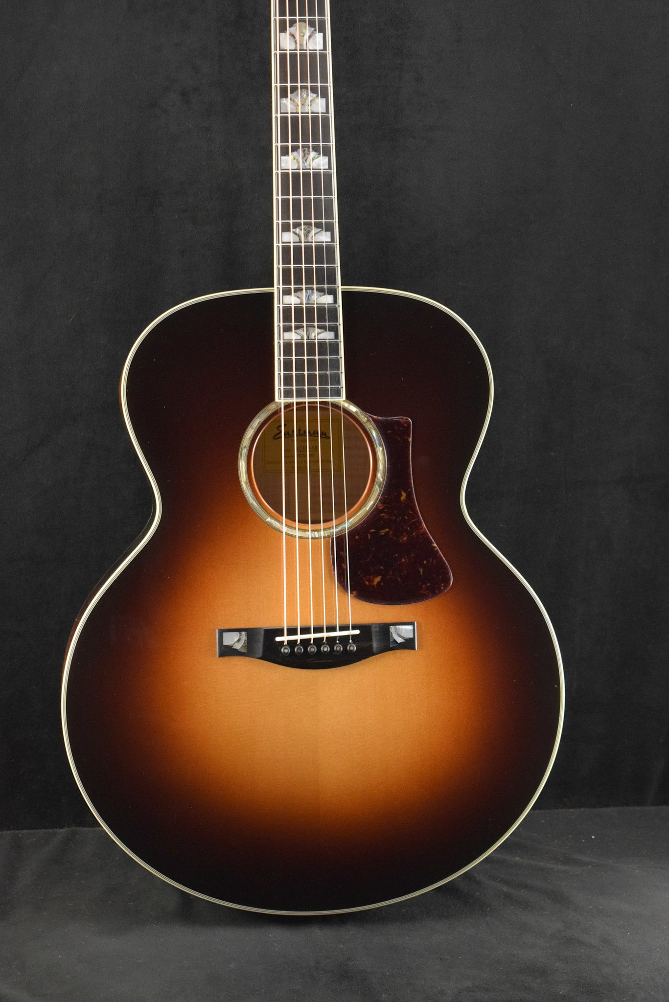 Eastman AC630-SB Jumbo Sunburst Truetone Gloss