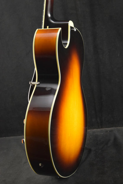 Eastman AR372CE-SB Kent Armstrong HPAG-1 Pickups Archtop Sunburst Truetone Gloss