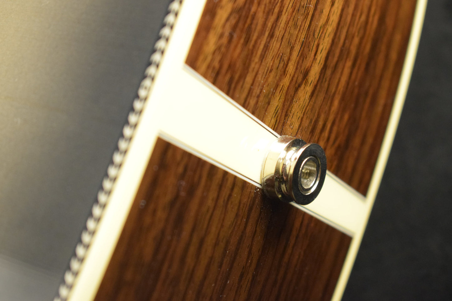 Martin OMJM John Mayer 20th Anniversary Platinum Gray Burst