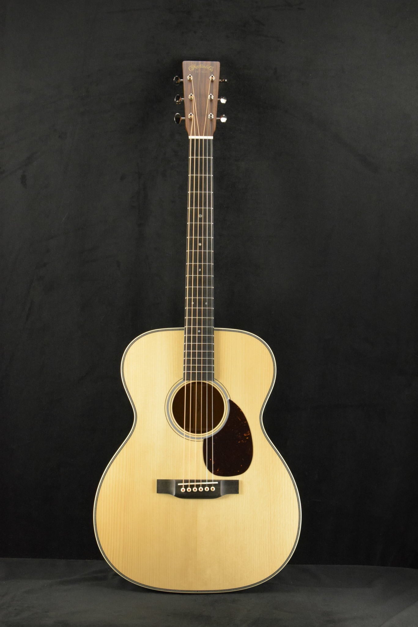 Martin Custom Shop 000/OM Auditorium Mahogany Adirondack Spruce VTS  Natural