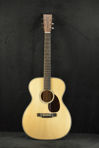 Martin Custom Shop 000/OM Auditorium Mahogany Adirondack Spruce VTS  Natural