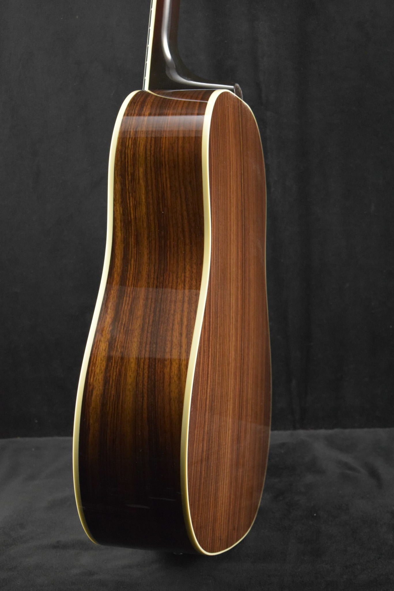 Gibson Custom Shop Advanced Jumbo Adirondack Red Spruce Top Vintage Sunburst Fuller's Exclusive